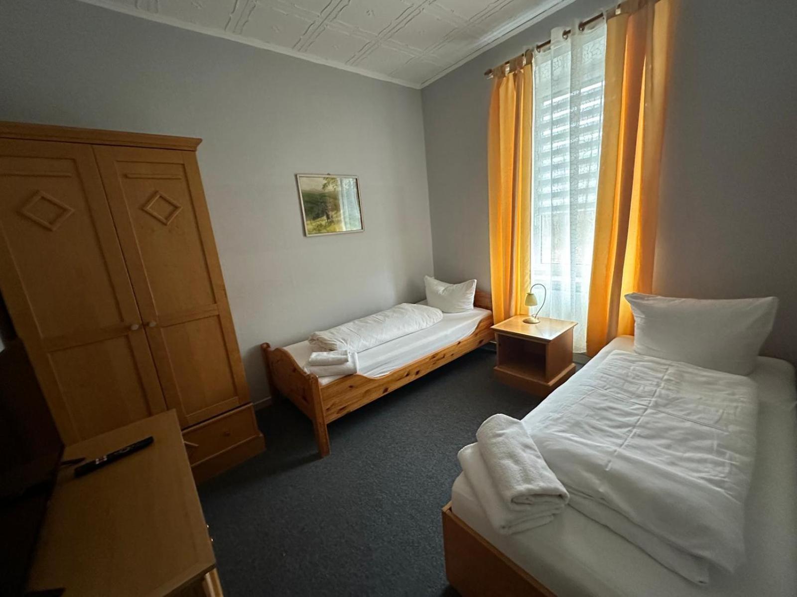 Pension Zur Alten Schule Беренштайн Экстерьер фото